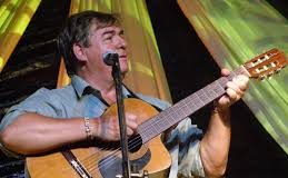 CONTINUA LA PEÑA DE LA CIUDAD