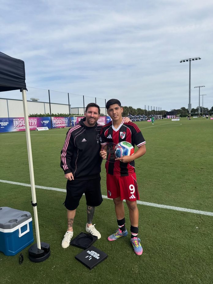 Bruno Cabral, la joya de River Plate que brilló en la Messi Cup: sus impactantes números y los poderosos que lo tienen en la mira