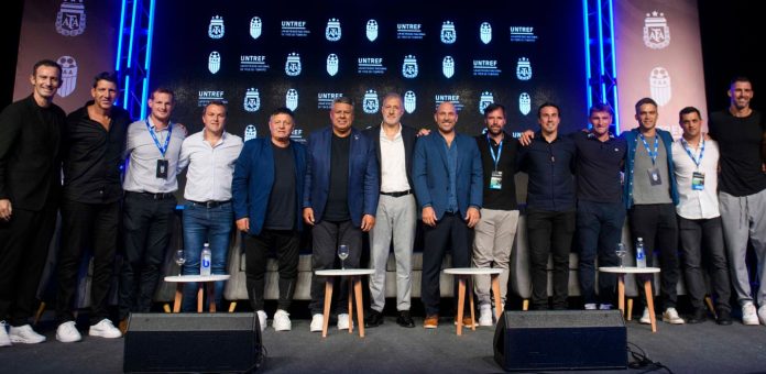 Egresó la primera camada de Directores Deportivos Pro de la AFA: los jugadores consagrados que recibieron su diploma