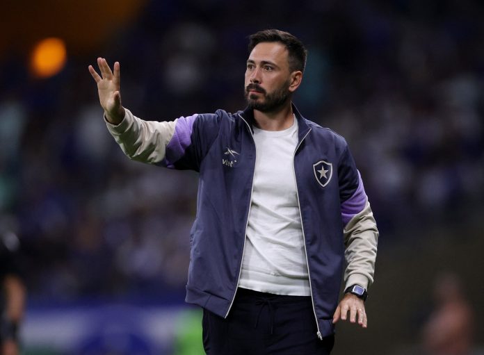 El insólito motivo por el cual despidieron al hijo de Carlo Ancelotti como técnico del Botafogo a cinco meses de haber asumido