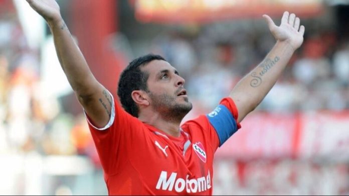 El video de la violenta pelea que protagonizó el ex Independiente Darío Gandín en un partido de fútbol 5