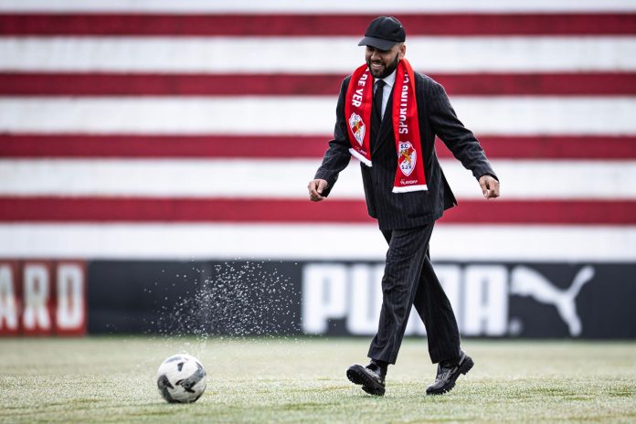 Fue multicampeón con Messi en el Barcelona, acaba de comprar un club y podría volver a jugar tras dos años