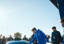 “Hasta la luna”: el divertido intercambio entre Colapinto y Gasly dentro de un auto superdeportivo de Alpine