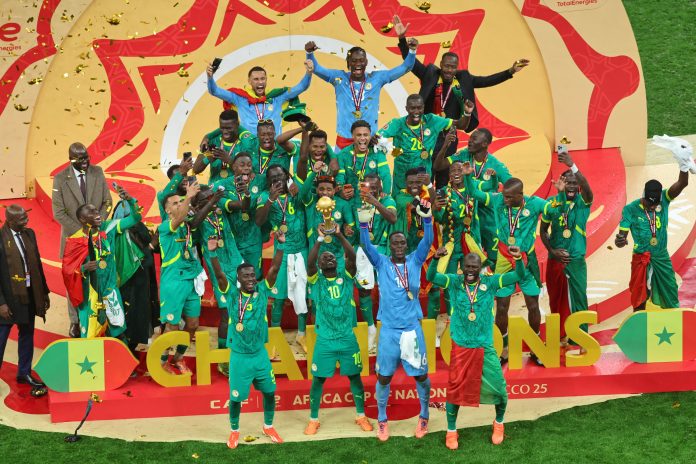 Se confirmaron las sanciones tras la escandalosa final de la Copa Africana: la insólita medida que tomó el público senegalés
