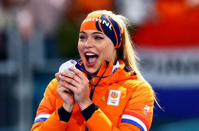 Jutta Leerdam sumó otra medalla en los Juegos Olímpicos de Invierno: la reacción de su novio Jake Paul