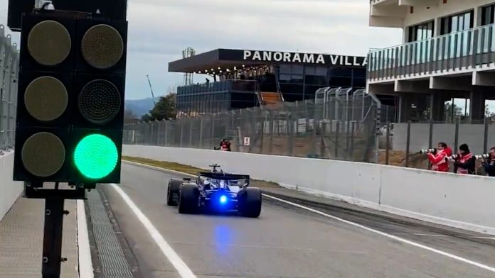 La “luz azul” nunca vista en un auto de Fórmula 1 que abrió el debate tras los test de pretemporada