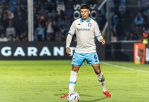 La patada de Marcos Rojo a un compañero en la victoria de Racing sobre Belgrano por el Torneo Apertura