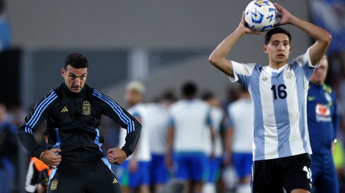 Los entretelones del tirón de orejas de Scaloni al plantel de Argentina antes del amistoso frente a Zambia