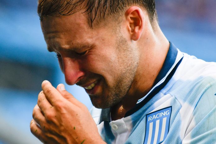 Matko Miljevic fue desafectado del partido de Racing tras sufrir un intento de robo: “Tiene traumatismos y una herida cortante”