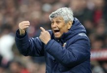 Tras quedar eliminado del Repechaje al Mundial 2026, el entrenador de Rumania fue internado de urgencia por una “arritmia cardíaca grave”