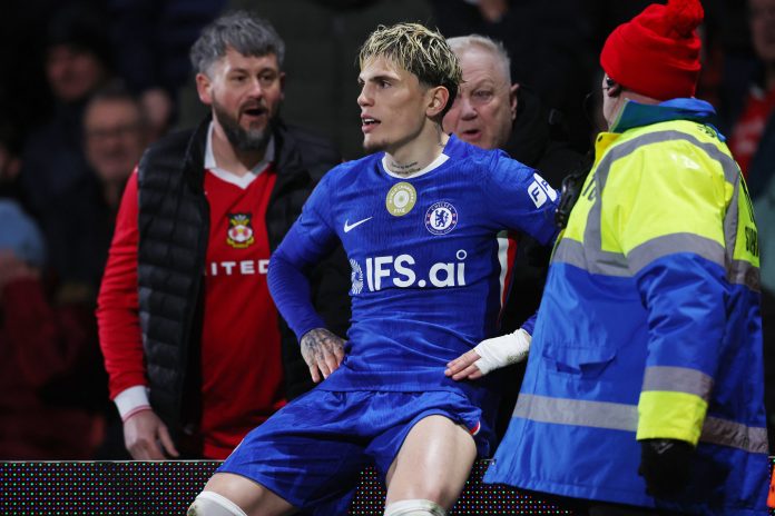 Polémica en Inglaterra por el gesto de Garnacho con el Chelsea en medio de la sanción a Enzo Fernández