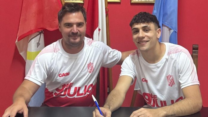 Preocupación en el fútbol argentino: un futbolista de 22 años sufrió un ACV antes de un partido