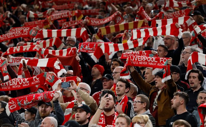 Un equipo de la Premier League enfrenta una ola de protestas tras anunciar aumentos en los precios de las entradas