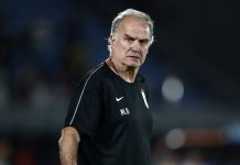 La crítica más brutal de un famoso técnico a Marcelo Bielsa: “Es un entrenador anticuado, con conceptos del siglo XII”