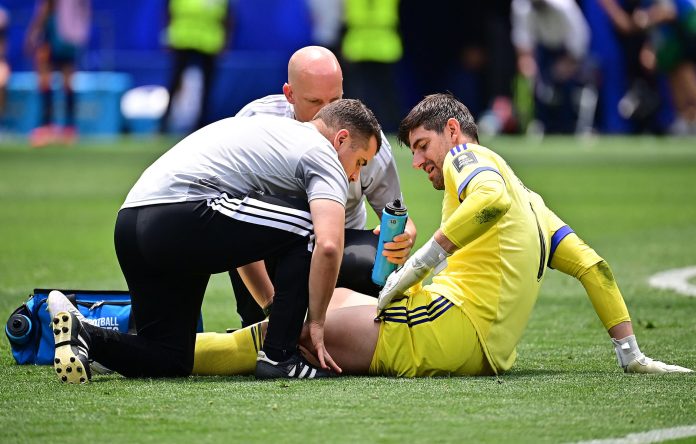 El desgarrador llanto de Thibaut Courtois tras salir lesionado ante España en los cuartos de final del Mundial
