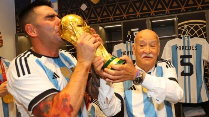 La historia del “segundo padre” de los jugadores de Argentina que alentará desde el cielo a la Selección en la final del Mundial