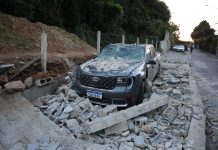 Tragedia en Brasil: murió un ex futbolista del Botafogo tras el derrumbe de un muro durante un temporal en Río de Janeiro