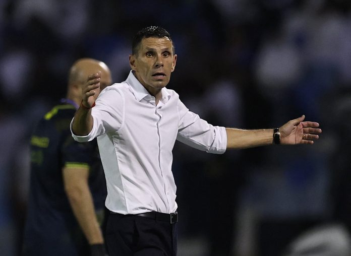 Una ex figura de Uruguay apuntó contra los jugadores tras la exposición de Bielsa: “¿No te bancás una charla de 20 minutos?»