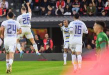 Centro preciso de Villa y cabezazo perfecto de Ascacíbar: el gol con el que Boca se puso en ventaja ante Newell’s en Rosario