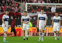 Las dos expulsiones de Gimnasia ante Estudiantes en el clásico de La Plata: el detalle del VAR y la doble amarilla en tres minutos